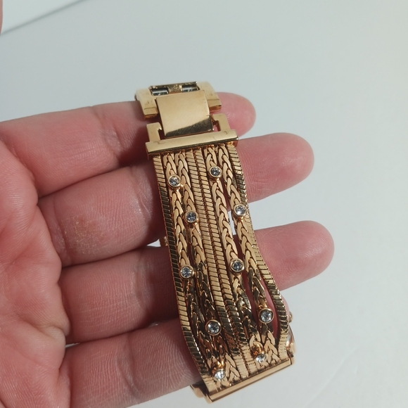 Anne Klein Womens Mother of Pearl Diamond Accented Dial Gold Tone Chain Watch - Picture 2 of 8